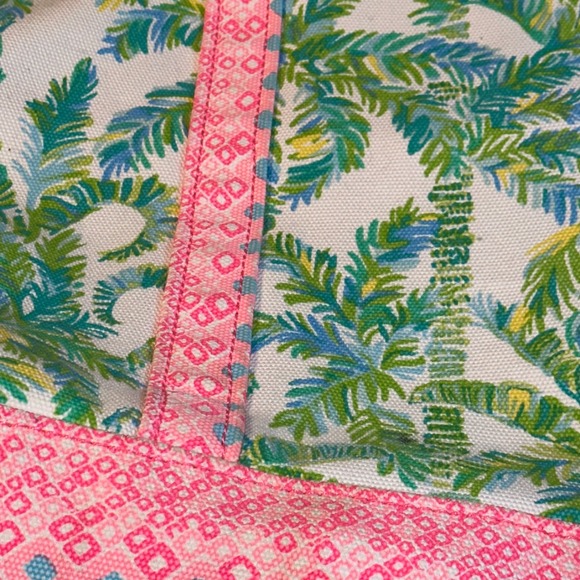 Lilly Pulitzer Canvas Tote Bag Tropical Palm Print Pink Green Beach Bag - Picture 3 of 12